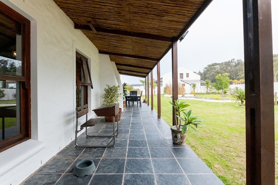 To Let 4 Bedroom Property for Rent in Long Acres Country Estate Western Cape